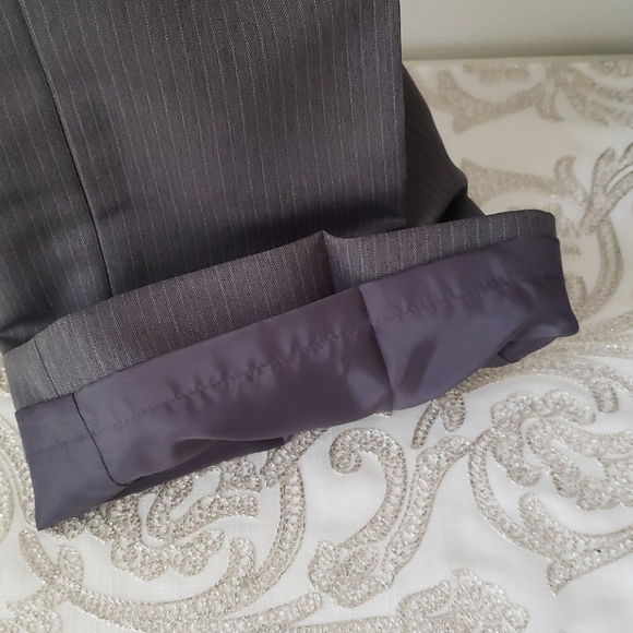 Le Suit Separates - Picture 2 of 6